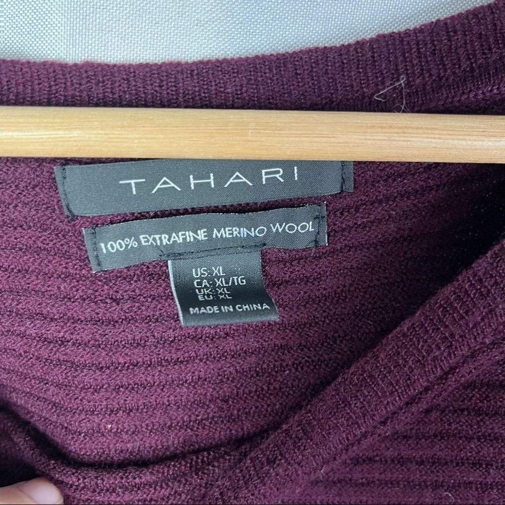 Tahari Burgundy Red Horizontal Ribbed‎ Round Neck Tunic Sweater XL - Picture 3 of 4